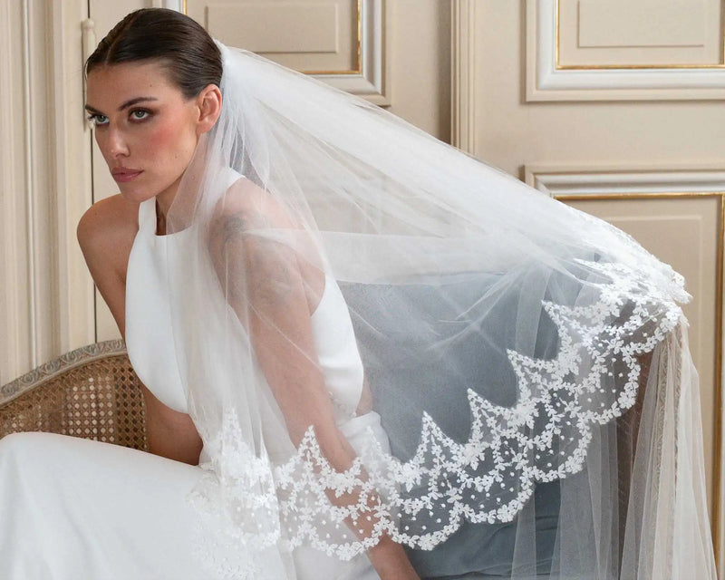 Voile de mariée Éternel en tulle et dentelle, traîne cathédrale, atelier Marie Laporte Paris
